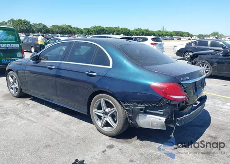 2017 Mercedes-Benz E 300 из США, поврежденный, VIN WDDZF4JB1HA017124